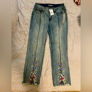Via ritina Jeans Size 2 BRAND NEW. Hand beaded sequences.